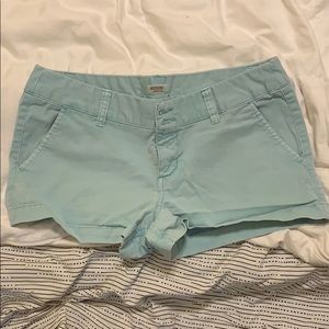 Never worn Mossimo shorts